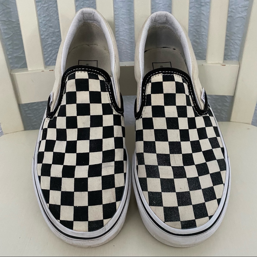 Vans Checkerboard Slip on tennis shoes
